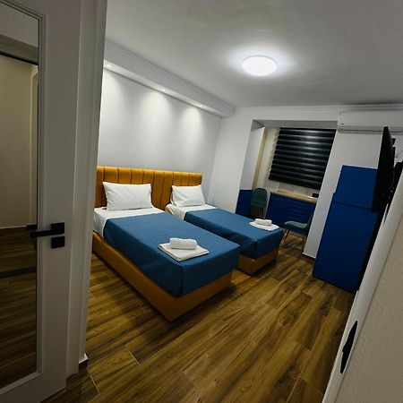 Keli'S Apartment Тирана Екстериор снимка