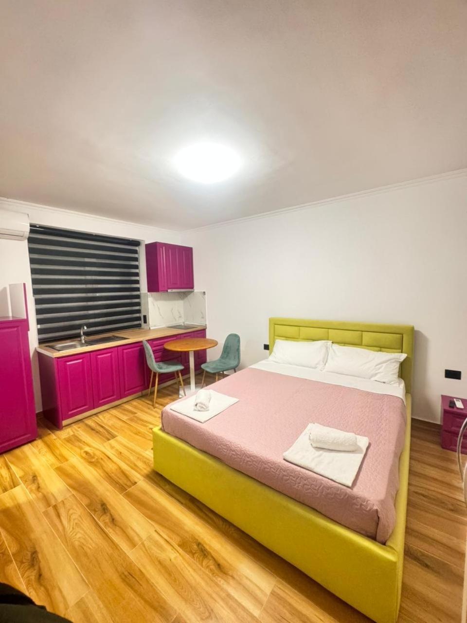 Keli'S Apartment Тирана Екстериор снимка